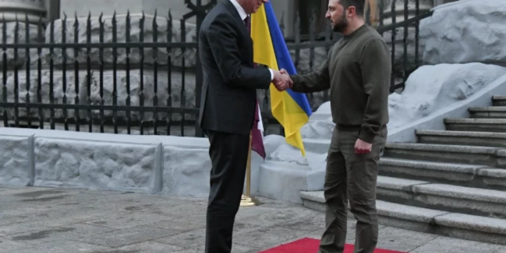 Rinkēvičs Zelenskim: mēs vienmēr atbalstīsim Ukrainas cīņu pret okupantiem
