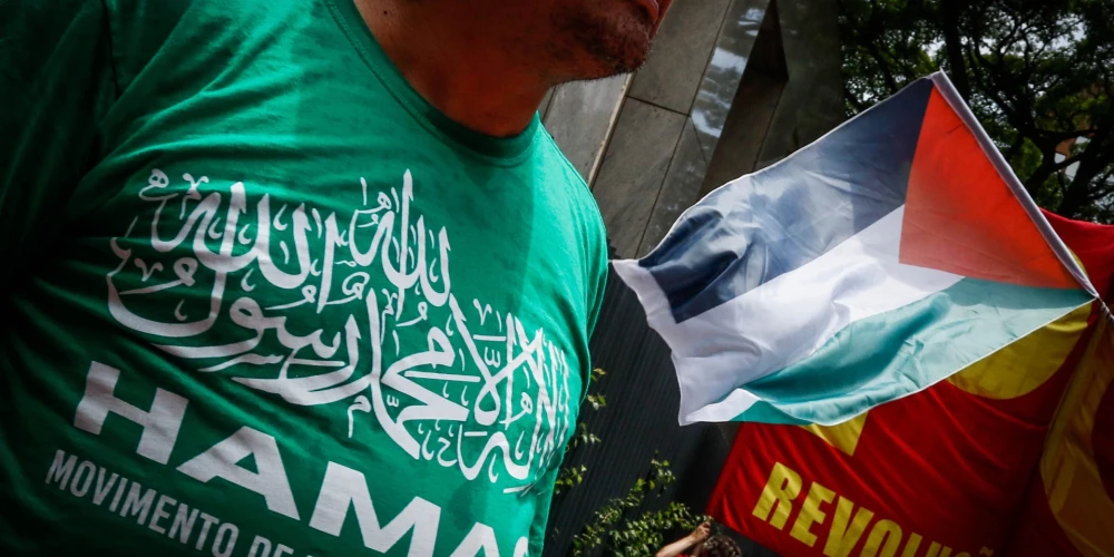 "Hamas" atliek otrās ķīlnieku grupas atbrīvošanu

