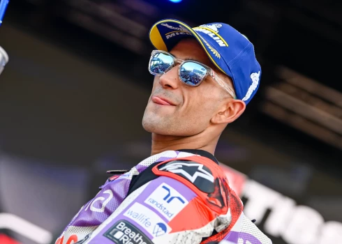 Horhem Martinam izdodas palielināt intrigu par "MotoGP" pasaules čempiona titulu
