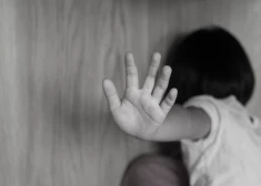 Психотерапевт: защищать детей от сексуального насилия надо еще до нападения