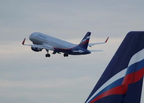  Krievijas nacionālās aviosabiedrības "Aeroflot" lidmašīna.