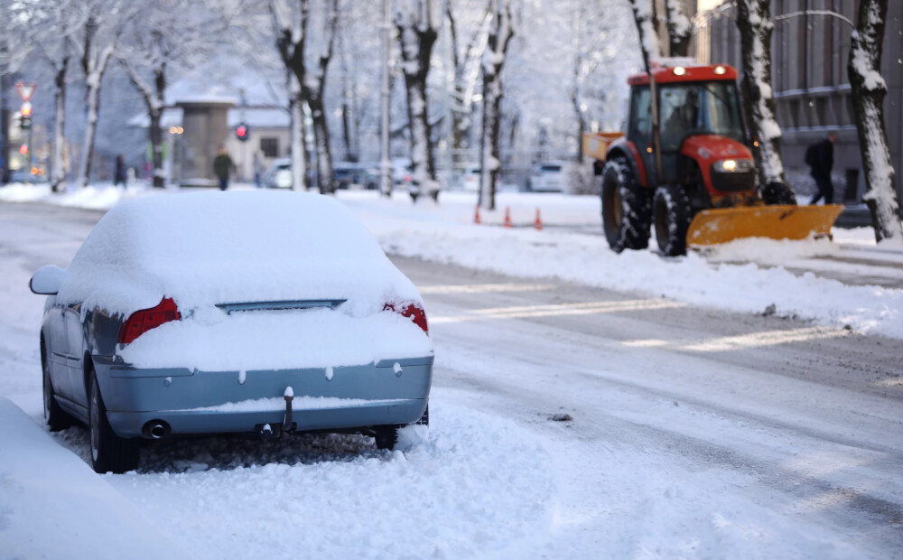 Nedēļas vidū Latvijā gaidāma ilgstoša snigšana
