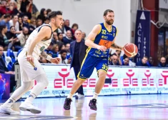 Jānis Strēlnieks varētu pārcelties pie cita Latvijas izlases basketbolista