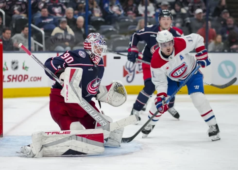 Merzļikins atvaira 27 metienus, taču "Blue Jackets" zaudē