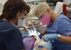 Сердце стоматолога разрывается: у трехлетки тяжело повреждено уже 14 зубов, при этом 11 зубов пришлось вырвать