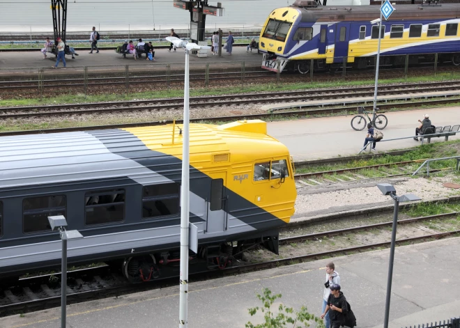 Cilvēki soctīklos uzjautrinās par “Pasažieru vilciens” jauno nosaukumu