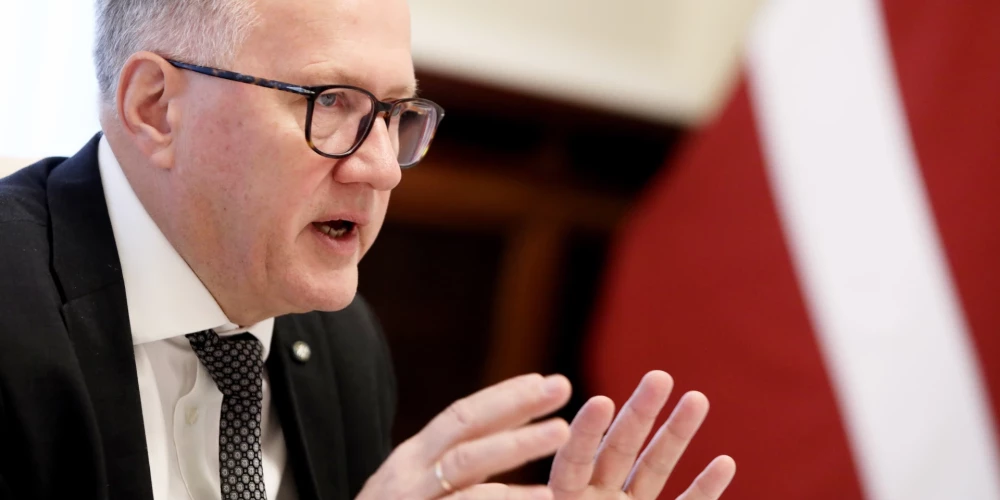Finanšu ministrs Arvils Ašeradens.