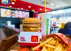 McDonald's с 2016 года внес более 50 изменений в свои бургеры. 