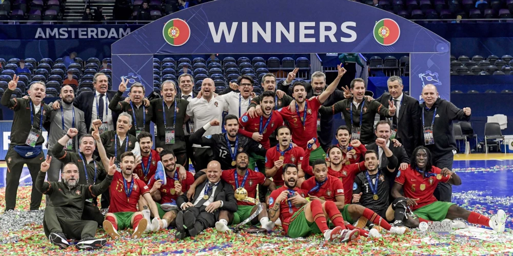 Vēsturisks lēmums — 2026.gada Eiropas čempionāts telpu futbolā notiks pie mums un Lietuvā! 