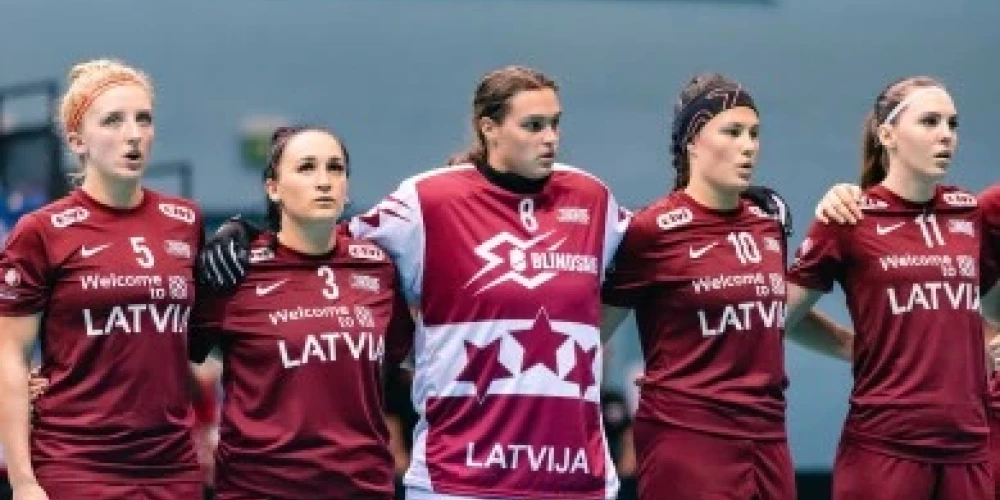 Latvijas florbolistes pasaules čempionāta grupu turnīra pēdējā spēlē kapitulē Šveicei
