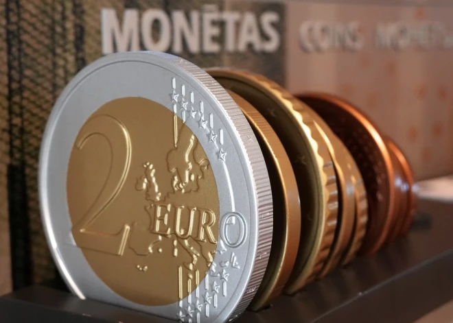 No nākamā gada visiem pedagogiem būs vienāda zemākā stundas likme