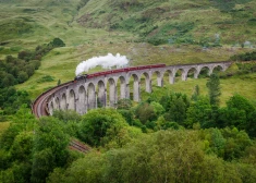 Drošības apsvērumu dēļ varētu likvidēt slaveno Harija Potera vilcienu Skotijā