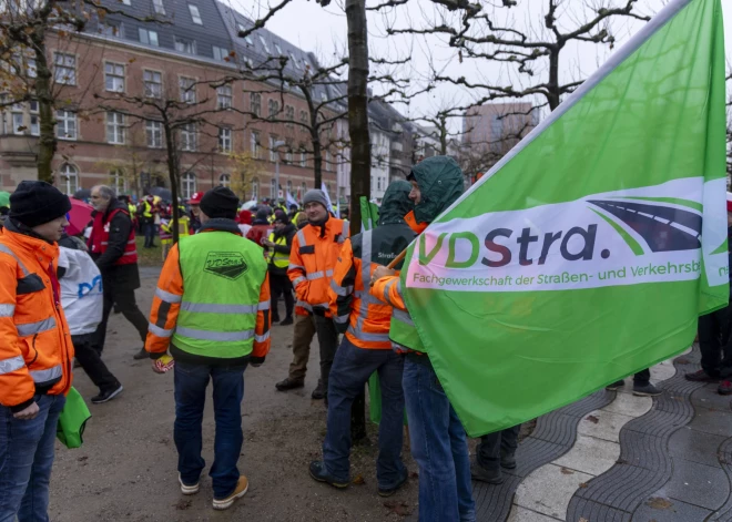 Vācijas vilcienu vadītāji piesaka 24 stundu streiku