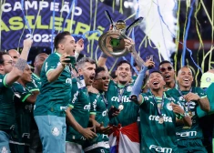 "Palmeiras" futbolisti otro gadu pēc kārtas kļūst par Brazīlijas čempioniem; leģendārā "Santos" pirmo reizi pamet virslīgu
