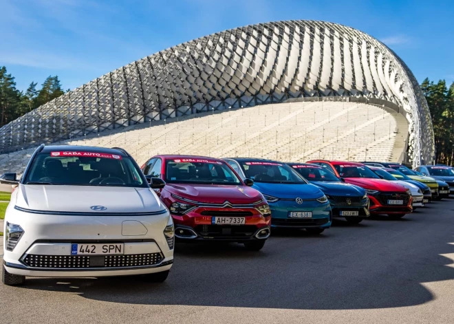 7. decembrī, apbalvošanas ceremonijā kļūs zināms, kurš auto iegūs titulu “Latvijas Gada auto 2024”. Šogad tiks piešķirtas 10 balvas papildus nominācijās. Šogad konkursā “Latvijas Gada auto 2024” piedalās 21 auto: Škoda Enyaq Coupe iV, Citroën C4 X, Nissan X-Trail, Porsche Cayenne, Peugeot 408, Peugeot 508, Peugeot 2008, KGM Musso, KGM Torres, Renault Austral, Renault Clio, Dacia Duster Extreme, Dacia Jogger Extreme, Hyundai Ioniq 6, Hyundai Kona Electric, Hyundai Kona HEV, Audi SQ8 Sportback e-tron, Volkswagen ID.3, Volkswagen Touareg, Baic X55 II un JAC T8 PRO.