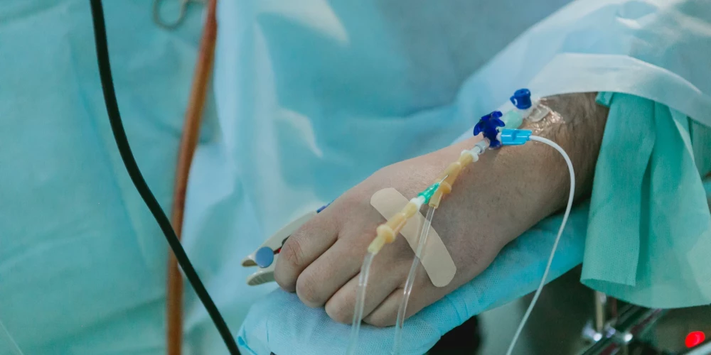 Число госпитализированных пациентов с Covid-19 превысило 500, количество смертей также растет