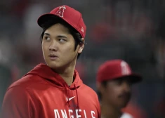 Japānas beisbolists Šohei Ohtani pievienojies Losandželosas "Dodgers" komandai.