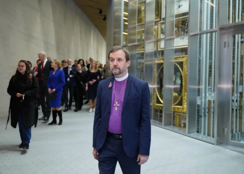 Pēc vairāk nekā 30 gadiem Latvijas evaņģēliski luteriskās baznīcas galvgalī pensijā nolēmis doties arhibīskaps Jānis Vanags.