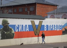 Aiz propagandas priekškara: "gandrīz sakautā Ukraina" un ASV atteikums palīdzēt