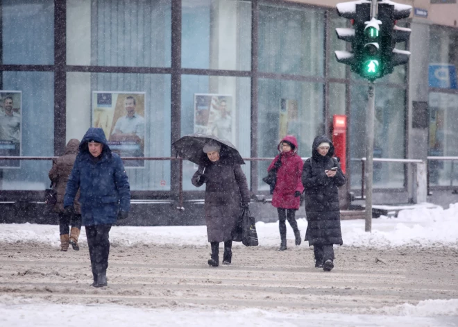 Lielāka minimālā alga un citas būtiskas izmaiņas, kas stāsies spēkā no 2024. gada