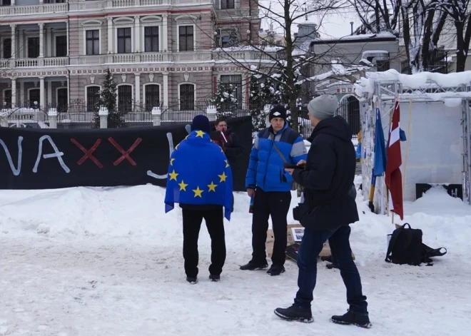 "Krieviem bail paust viedokli!" Kāpēc Putina kritiķi pārdzīvo par Puškina liceja nosaukuma maiņu?