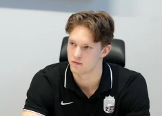Latvijas U-20 hokeja izlases kapteinis pasaules junioru čempionātā būs Dans Ločmelis 