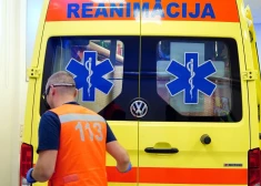 Угрозы, преследования, нападения - с какими неприятностями латвийские врачи сталкиваются на работе