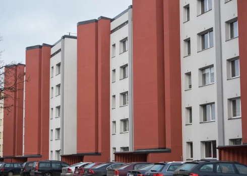 Сколько лет в Латвии люди стоят в очередях на муниципальное жилье?
