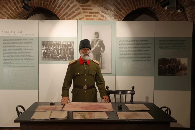 Kremļa propaganda, nosodot Sofijas "okupekļa" nogāšanu, aizrunājusies pat tiktāl, ka 19. gadsimtā krievu-turku karš sākās bulgāru "vainas" dēļ.