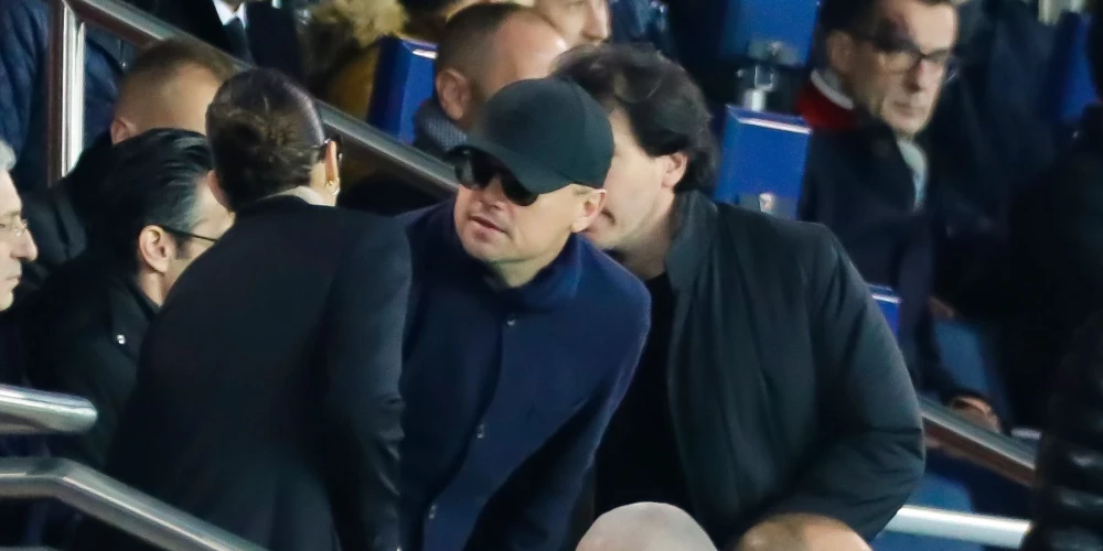 Leonardo Dikaprio 2018. gadā Parīzē vēro PSG spēli pret "Liverpool"