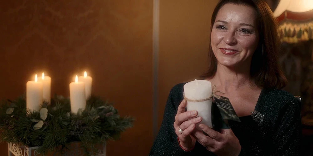 Dziedātājas Marijas Naumovas Ziemassvētki smaržo pēc piparkūkām un mandarīniem.