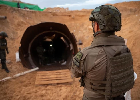 Тьма в конце тоннелей: наземная операция в Газе продолжается, а мирные переговоры — нет