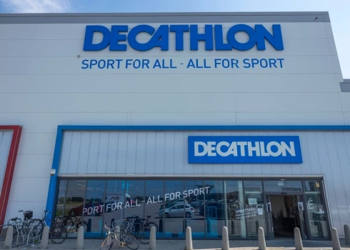 Francijas sporta preču gigants "Decathlon" turpina slepus piegādāt preces Krievijai