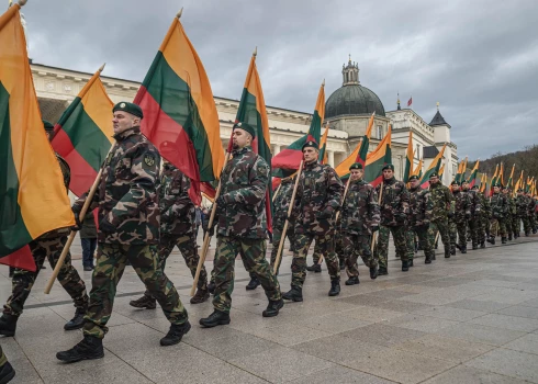 Lietuvas karavīriem varētu aizliegt doties uz Baltkrieviju, Krieviju un Ķīnu
