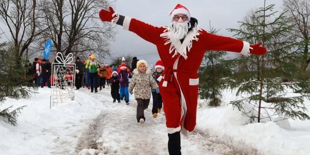Lielais Ziemassvētku ceļvedis visai Latvijai: kā atraktīvi, priecīgi un svēti nosvinēt svētkus?