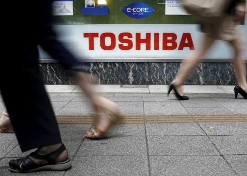 Pienākušas elektronikas giganta "Toshiba" ēras beigas