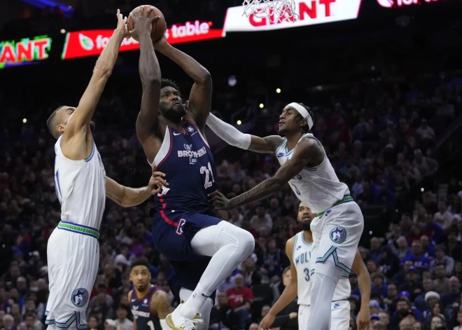 Embīdam 51 punkts "76ers" uzvarā pār "Timberwolves"; "Clippers" devītais panākums pēc kārtas