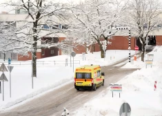 Rīgas Austrumu klīniskās universitātes slimnīcas teritoja.