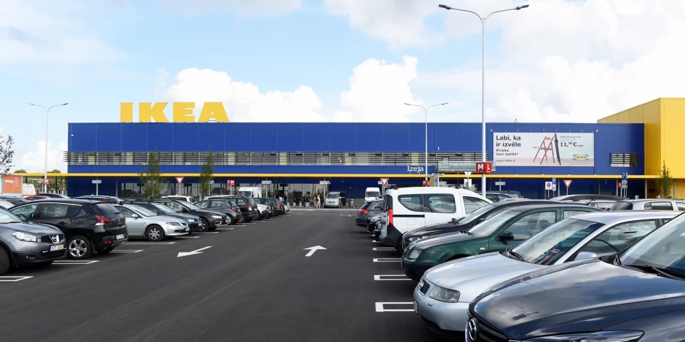 Zviedrijas mājokļu labiekārtošanas preču kompānijas IKEA lielveikals Rīgā.