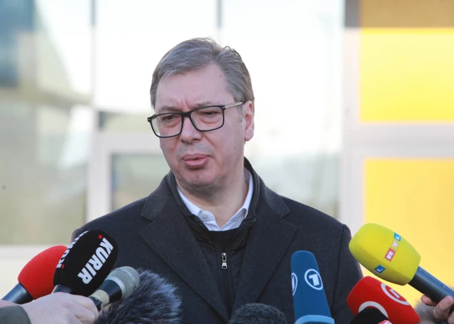 Vučičs žēlojas par ārvalstu iejaukšanos Serbijas vēlēšanās