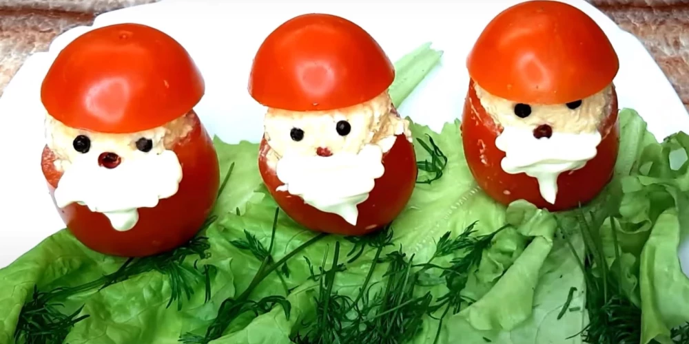 Быстрый рецепт для новогоднего меню - фаршированные помидоры "Дед Мороз"