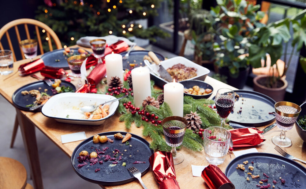 Cik ilgi var uzglabāt no Ziemassvētkiem pāri palikušo ēdienu, lai smagi nesaslimtu? 