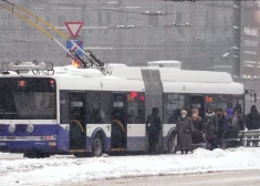 31 декабря и 1 января общественный транспорт Риги будет бесплатным, а ночью организуют дополнительные рейсы
