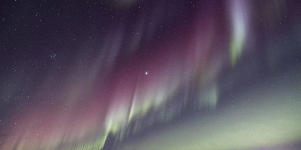 Latvijā nākamgad varēs biežāk novērot ziemeļblāzmas, lēš Astronomijas biedrība
