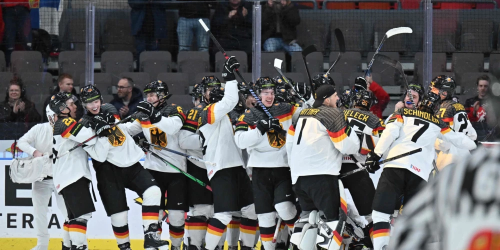 Latvijas U-20 hokejistu pretinieku duelī vācieši pārsteidz somus