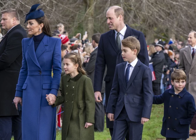 Princis Viljams un princese Ketrīna parāda otru svētku atklātnīti, un tajā viņi abi nav redzami