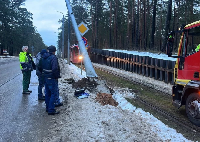 Aitas uz Tallinas šosejas, Līgatnes pārceltuve slēgta automašīnām, trakais autopārītis Jelgavā: kriminālā province