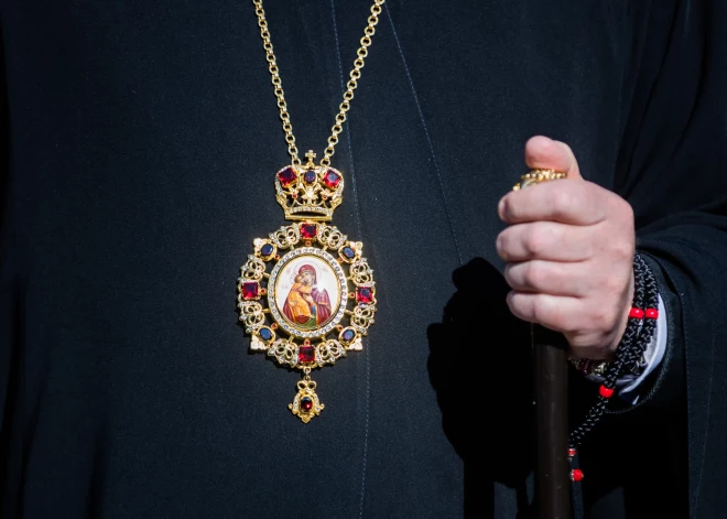 Krievijā pret garīdznieku ierosināta krimināllieta par armijas "diskreditāciju"