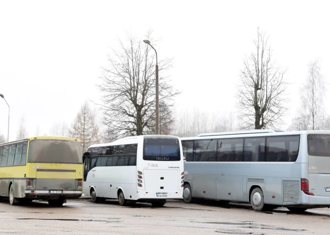 Svētkos būs izmaiņas ap 500 reģionālo autobusu maršrutos