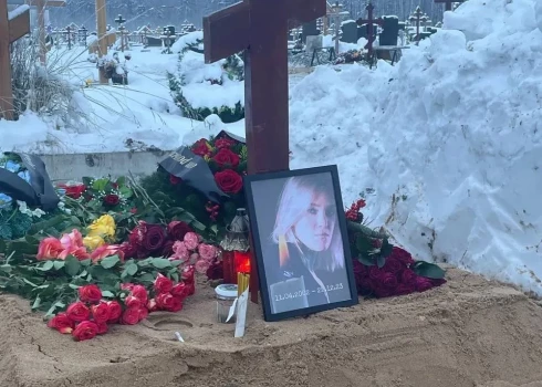 Игры со смертью: звезда российского шоу "Пацанки" "похоронила" себя ради заработка